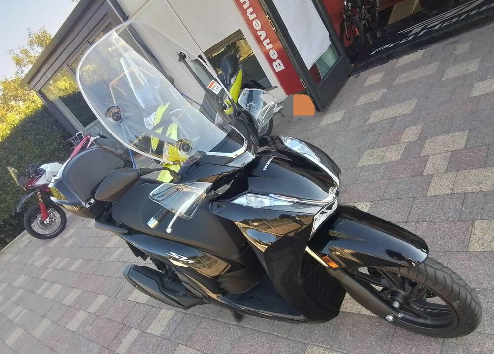 Honda SH 350 (2021 - 24) (16)