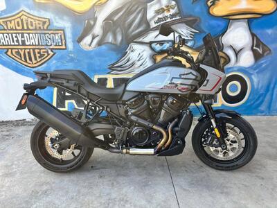 Harley-Davidson Pan America 1250 ST (2025) usata