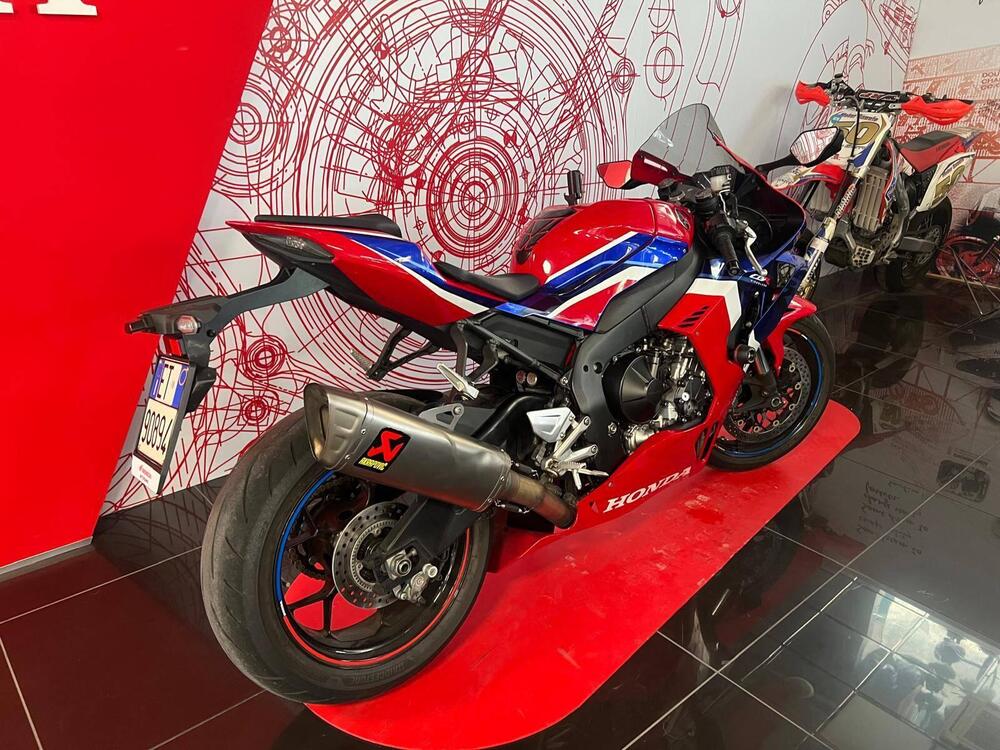 Honda CBR 1000 RR-R Fireblade (2020 - 21) (6)