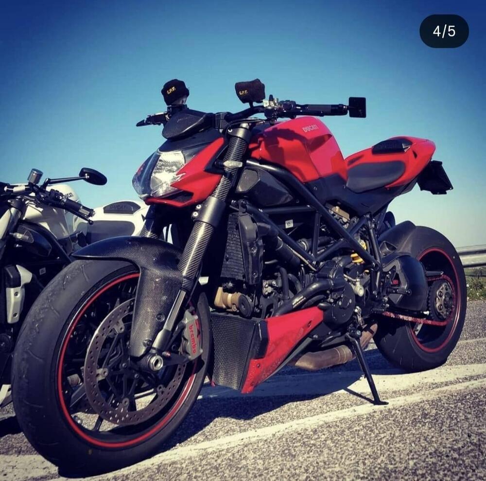 Ducati Streetfighter (2009 - 12) (3)