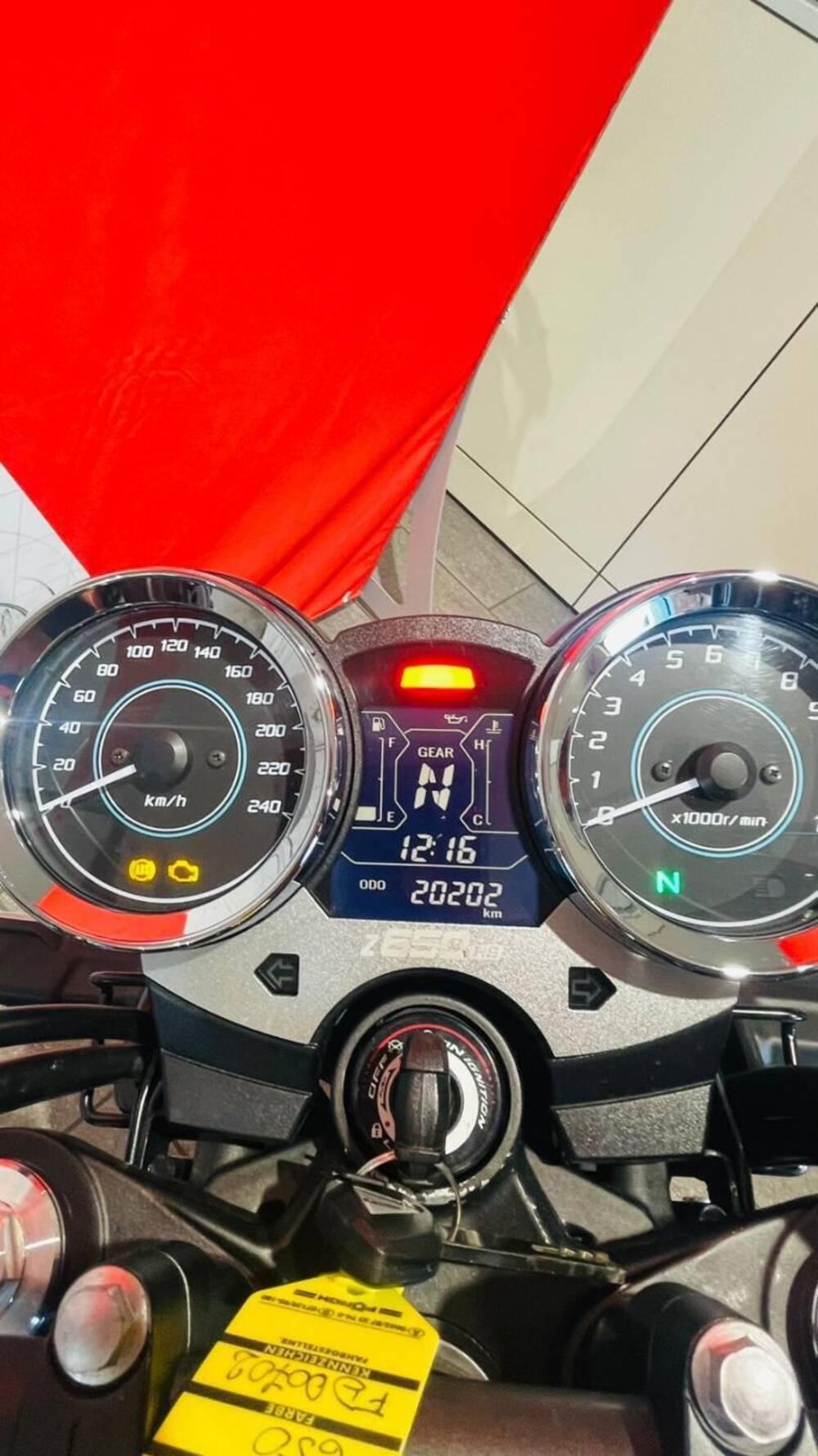 Kawasaki Z 650 RS (2022 - 24) (7)