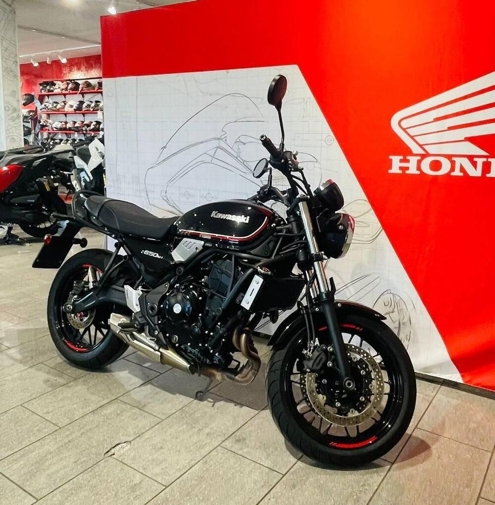 Kawasaki Z 650 RS (2022 - 24) (4)