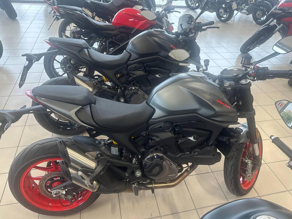 Ducati Monster 937 + (2021 - 25) (3)