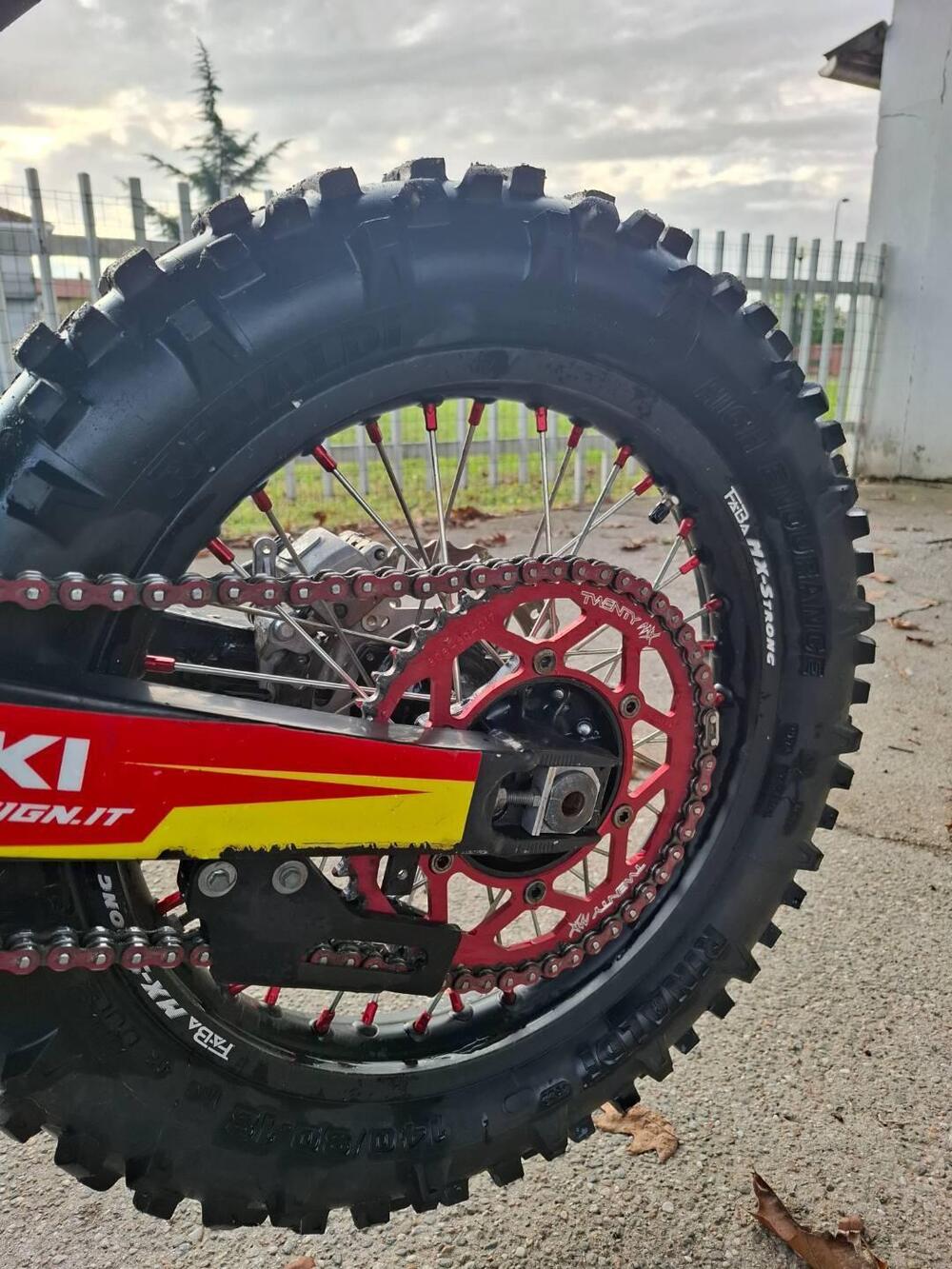 Suzuki RM 250 (2005 - 06) (6)