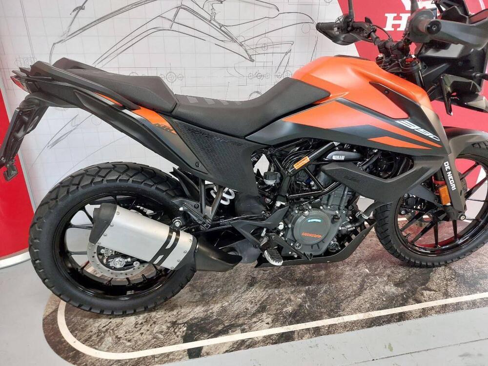 KTM 390 Adventure (2020) (5)