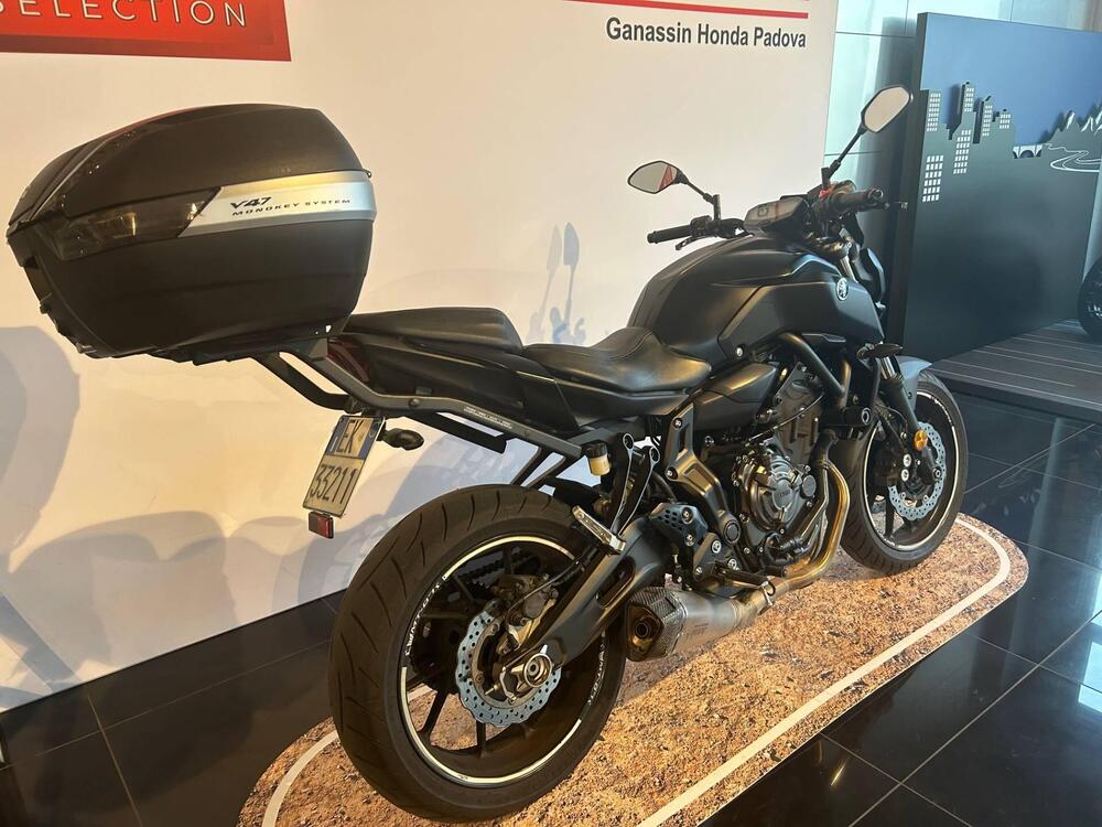 Yamaha MT-07 (2018 - 20) (2)