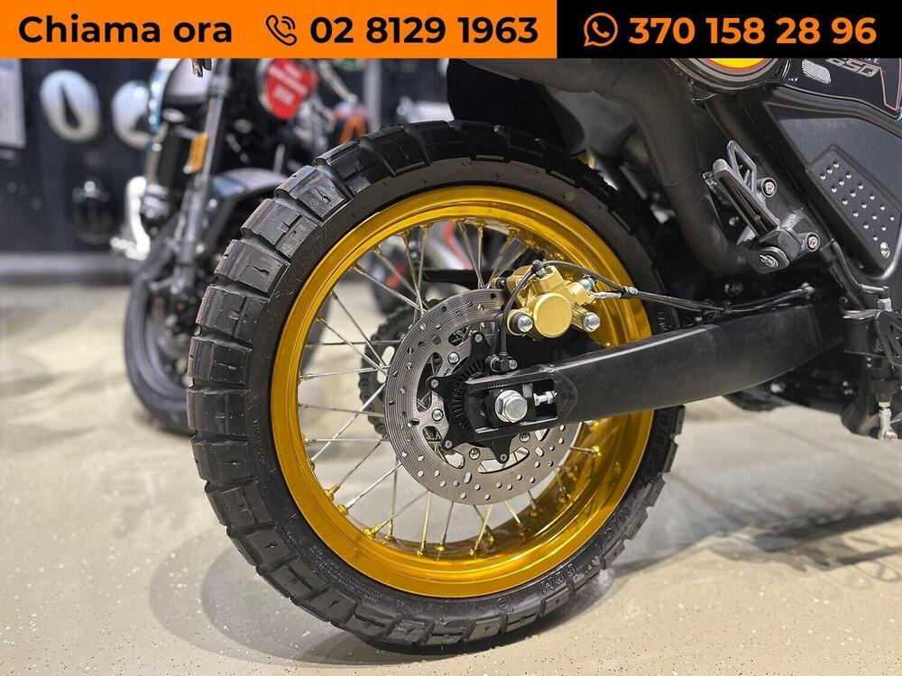 Swm Silver Vase 650 (2025 - 26) (6)