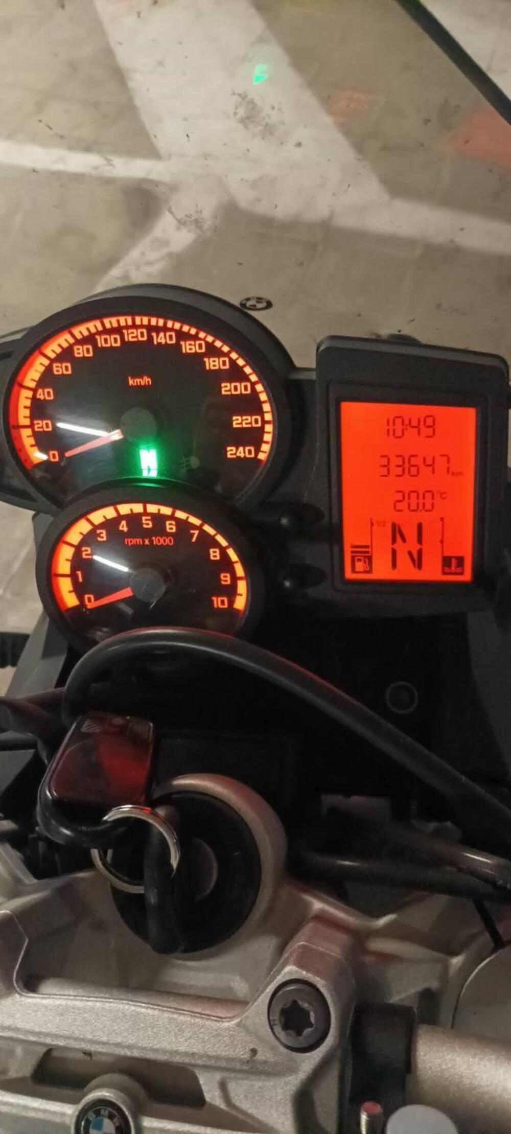 Bmw F 800 R (2015 - 16) (5)