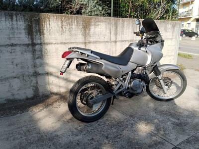 Honda NX 650 Dominator (1996 - 02) usata