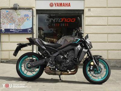 Yamaha MT-09 Y-AMT (2024 - 25) usata