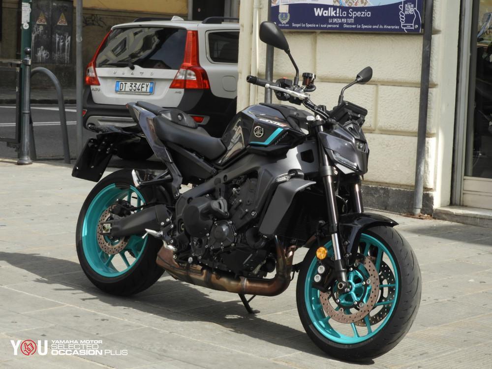 Yamaha MT-09 Y-AMT (2024 - 26) (2)