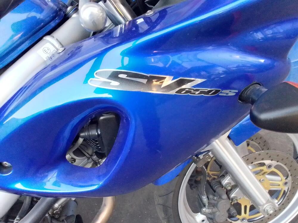 Suzuki SV 650 S (1999 - 02) (8)