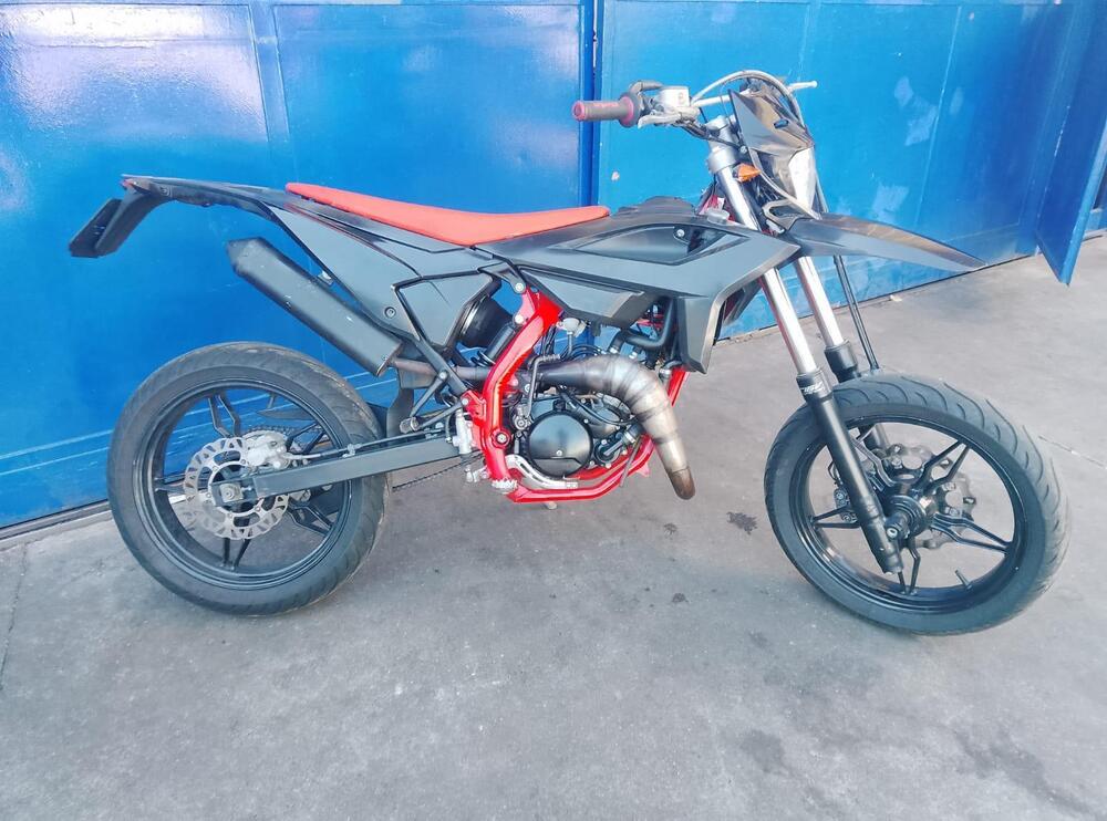 Betamotor RR 50 Motard Sport (2021 - 26) (2)