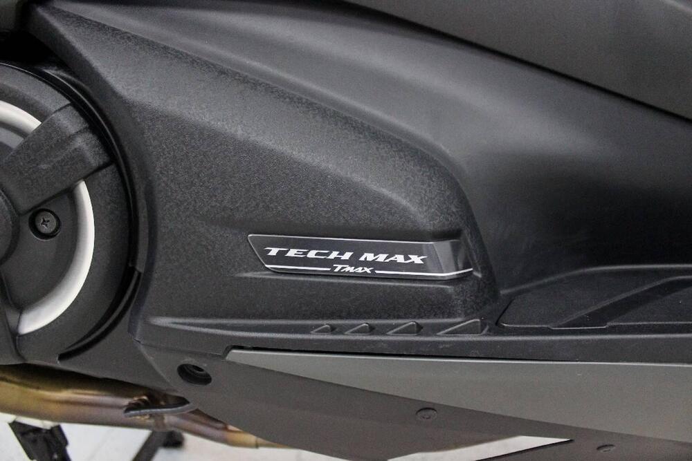 Yamaha T-Max 560 Tech Max (2020) (7)