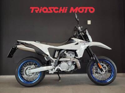 Suzuki DR-Z4SM (2025) nuova