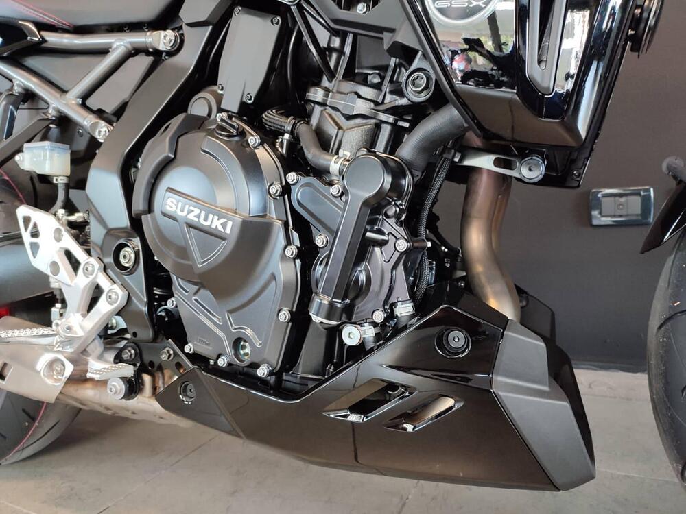 Suzuki GSX-8TT (2025 - 26) (3)
