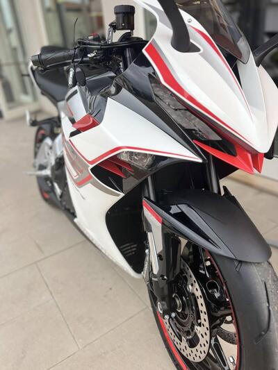 Zontes ZT703-RR (2025) nuova