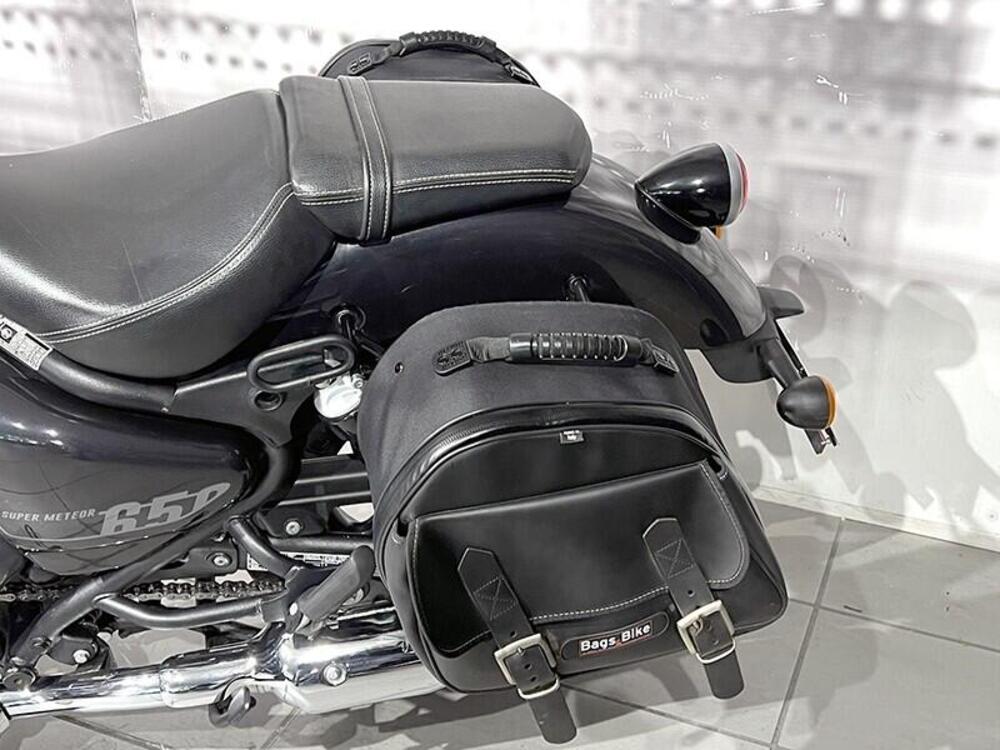 Royal Enfield Super Meteor 650 (2023 - 26) (4)