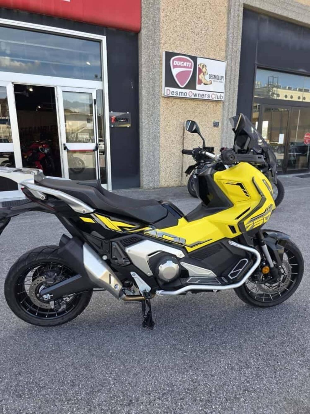 Honda X-ADV 750 (2025 - 26) (11)