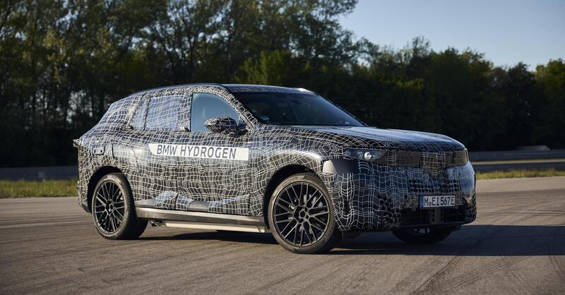 BMW rivoluziona i SUV: dal 2028 arriva la X5 a idrogeno (ed &egrave; solo l&rsquo;inizio)