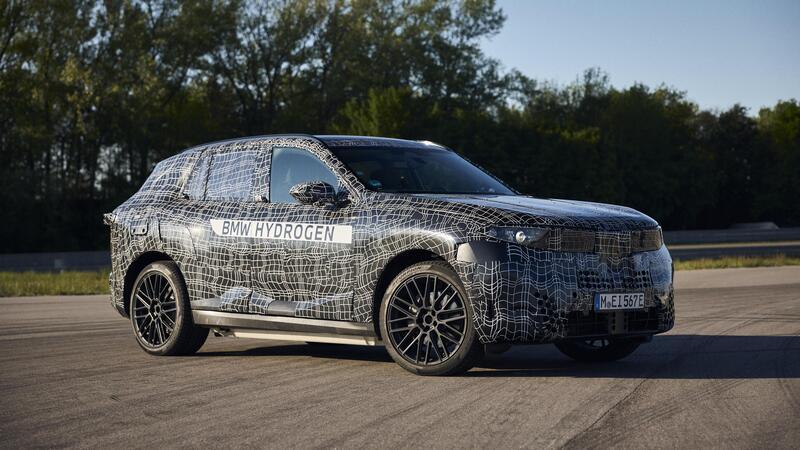 BMW rivoluziona i SUV: dal 2028 arriva la X5 a idrogeno (ed &egrave; solo l&rsquo;inizio)