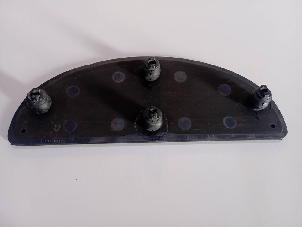 FOOTBOARD ASSEMBLY - Pedana Poggiapiedi per Softai Harley-Davidson (2)