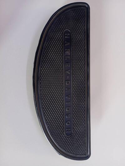 FOOTBOARD ASSEMBLY - Pedana Poggiapiedi per Softai Harley-Davidson
