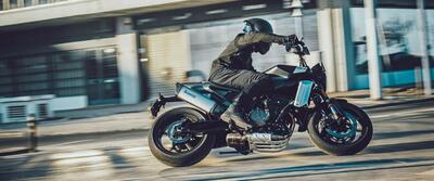 Husqvarna Vitpilen e Svartpilen 801: simili nella tecnica ma diverse nell&#039;anima [VIDEO]