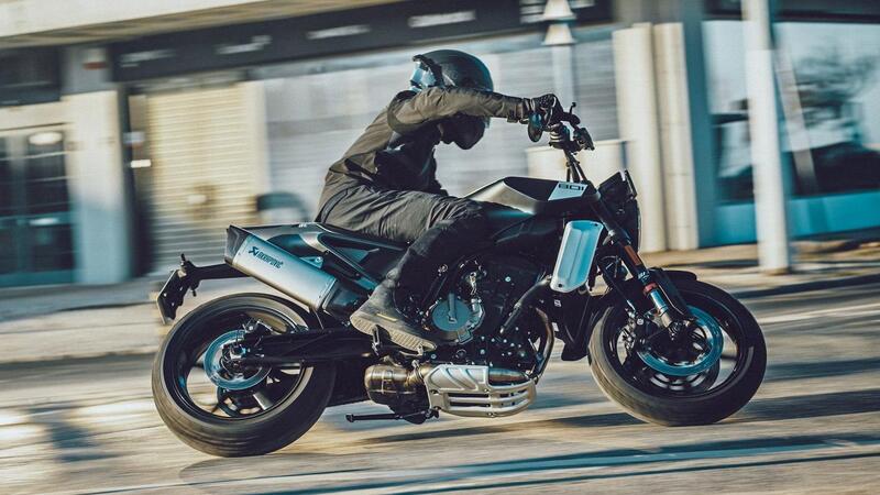 Husqvarna Vitpilen e Svartpilen 801: simili nella tecnica ma diverse nell&#039;anima [VIDEO]