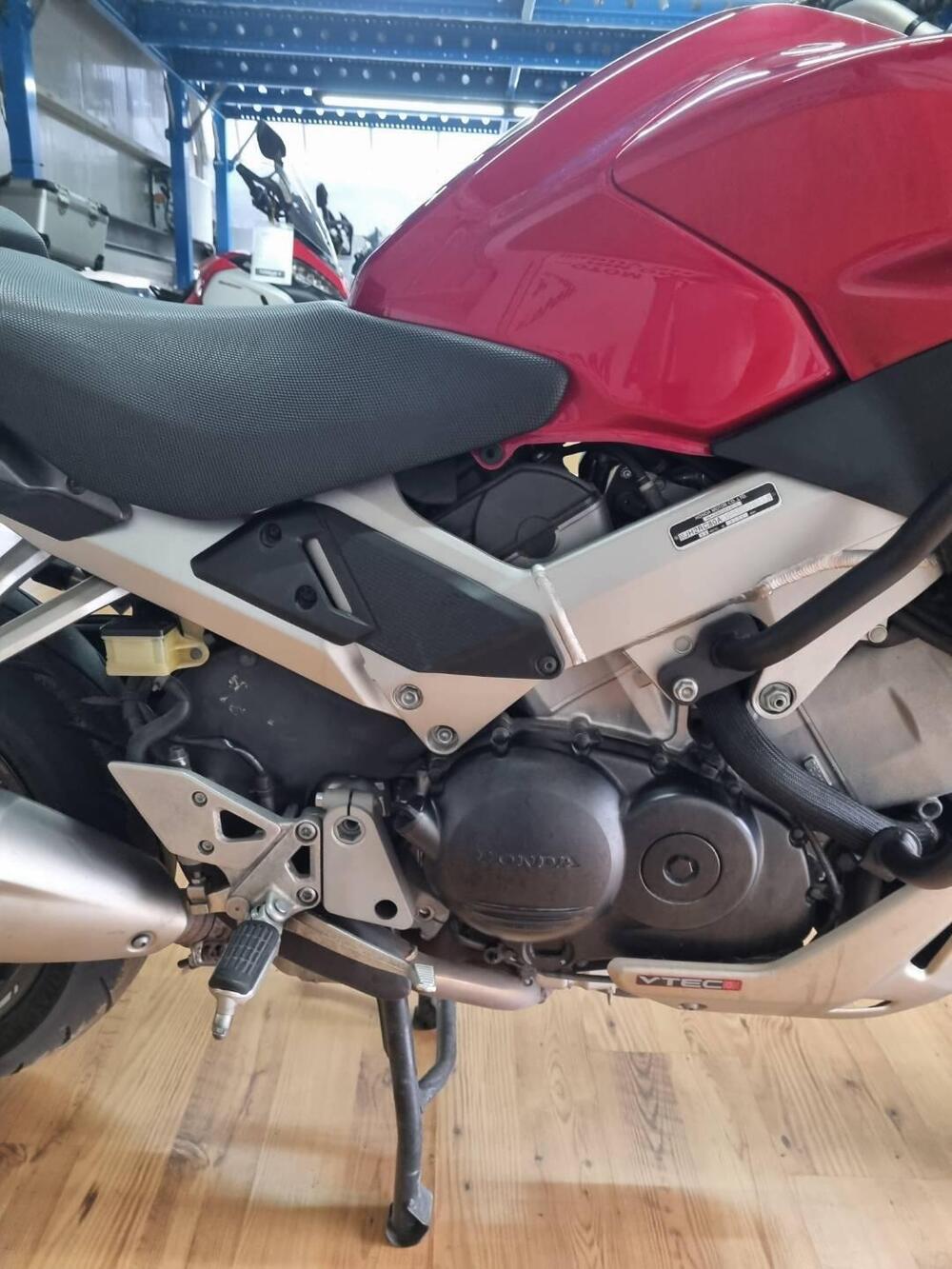 Honda Crossrunner ABS (2015 - 16) (14)
