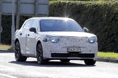Bentley punta agli &quot;Urban&quot; SUV: avvistato il prototipo su strada [Foto Spia]