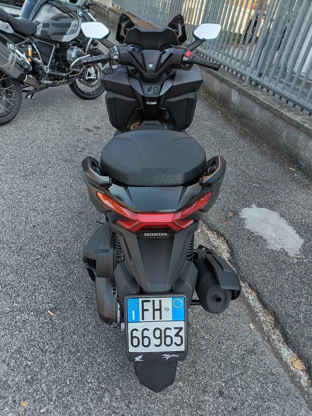 Honda Forza 350 (2022 - 24) (4)