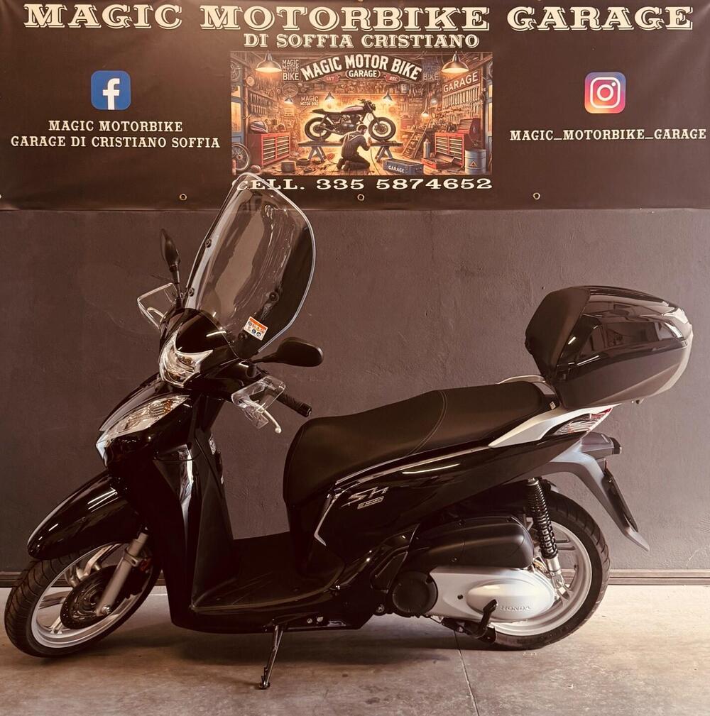 Honda SH 300 i Sport ABS (2018 - 20) (2)