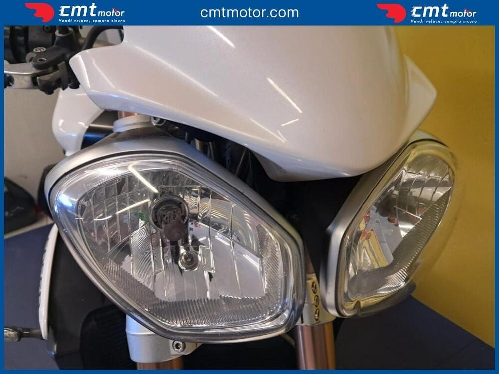 Triumph Speed Triple 1050 (2011 - 13) (7)