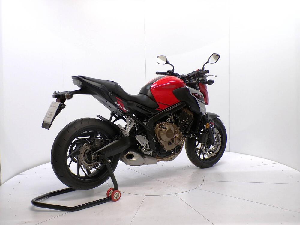 Honda CB 650 F (2017 - 18) (6)