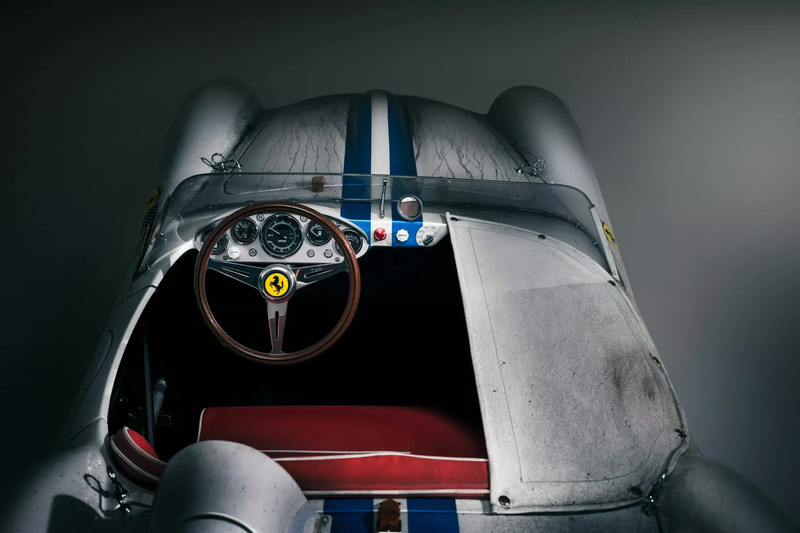 Abitacolo Ferrari Testa Rossa