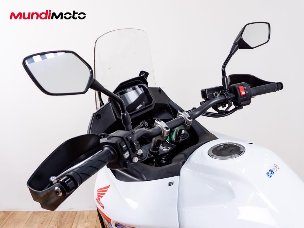 Honda Transalp XL750 (2025) (11)