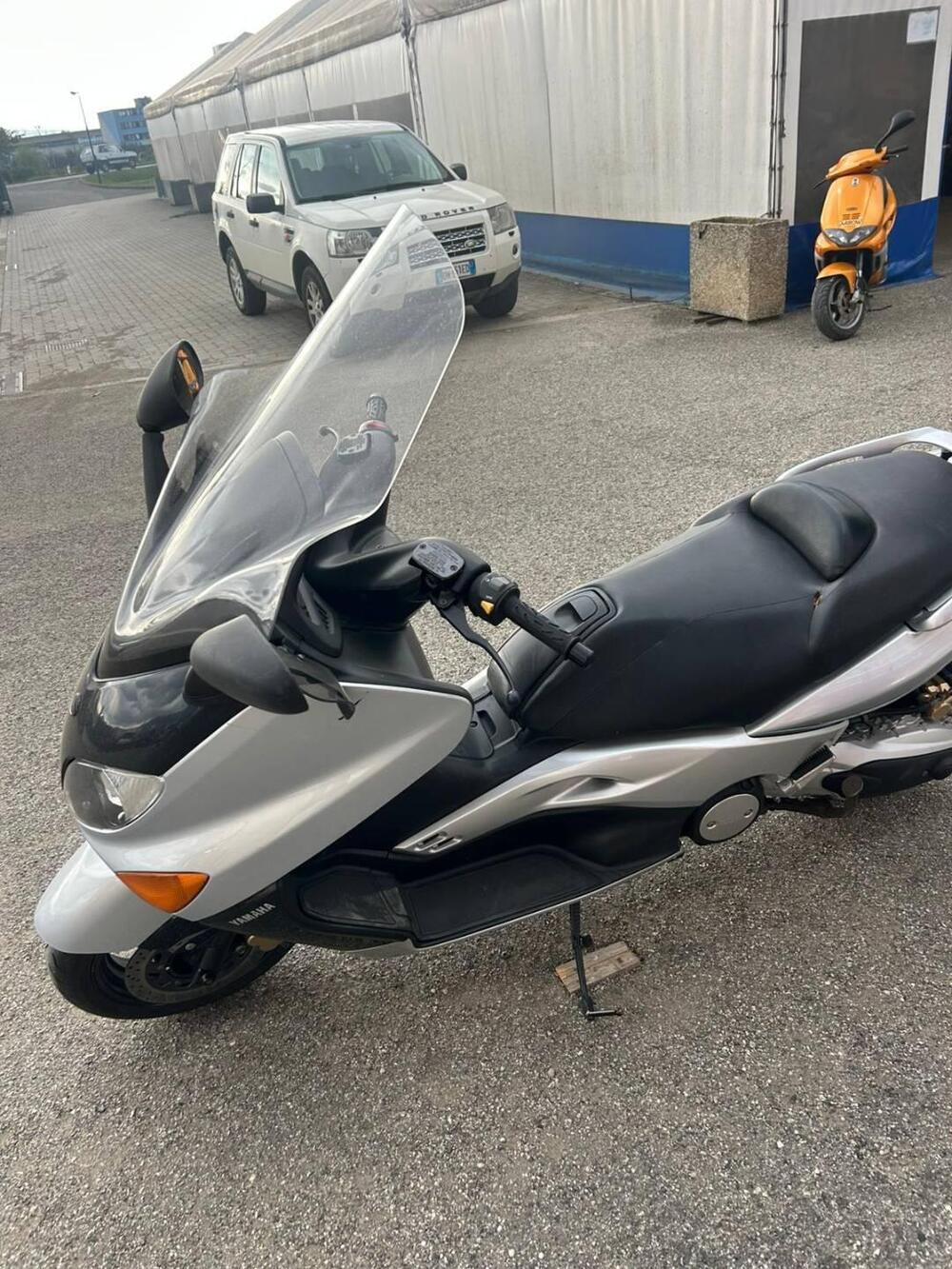 Yamaha T-Max 500 (2001 - 03) (4)