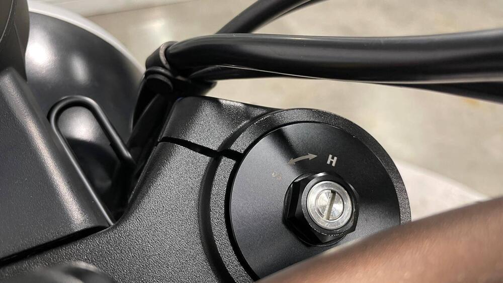 Brixton Motorcycles Crossfire 500 (2021 - 25) (12)