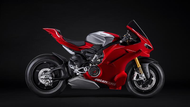 Ducati Panigale V4 R: in arrivo la nuova icona tecnologica derivata dalle corse [GALLERY]