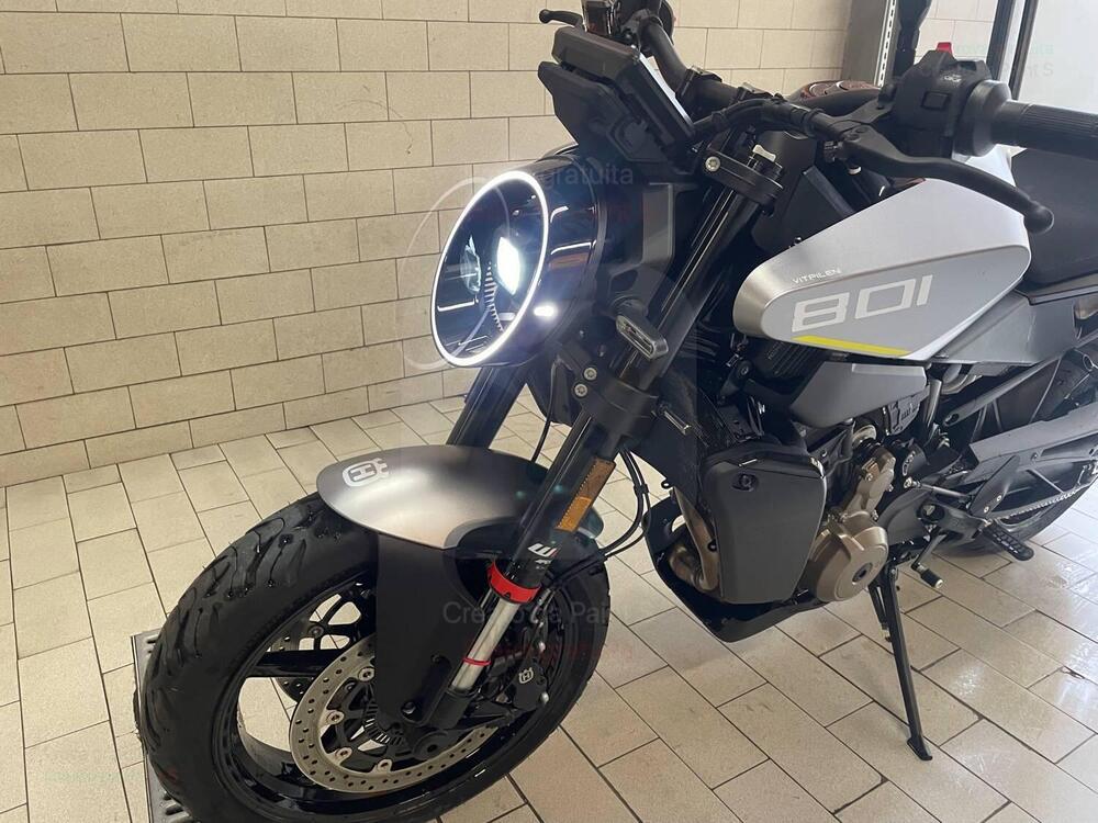 Husqvarna Vitpilen 801 L (2025 - 26) (5)