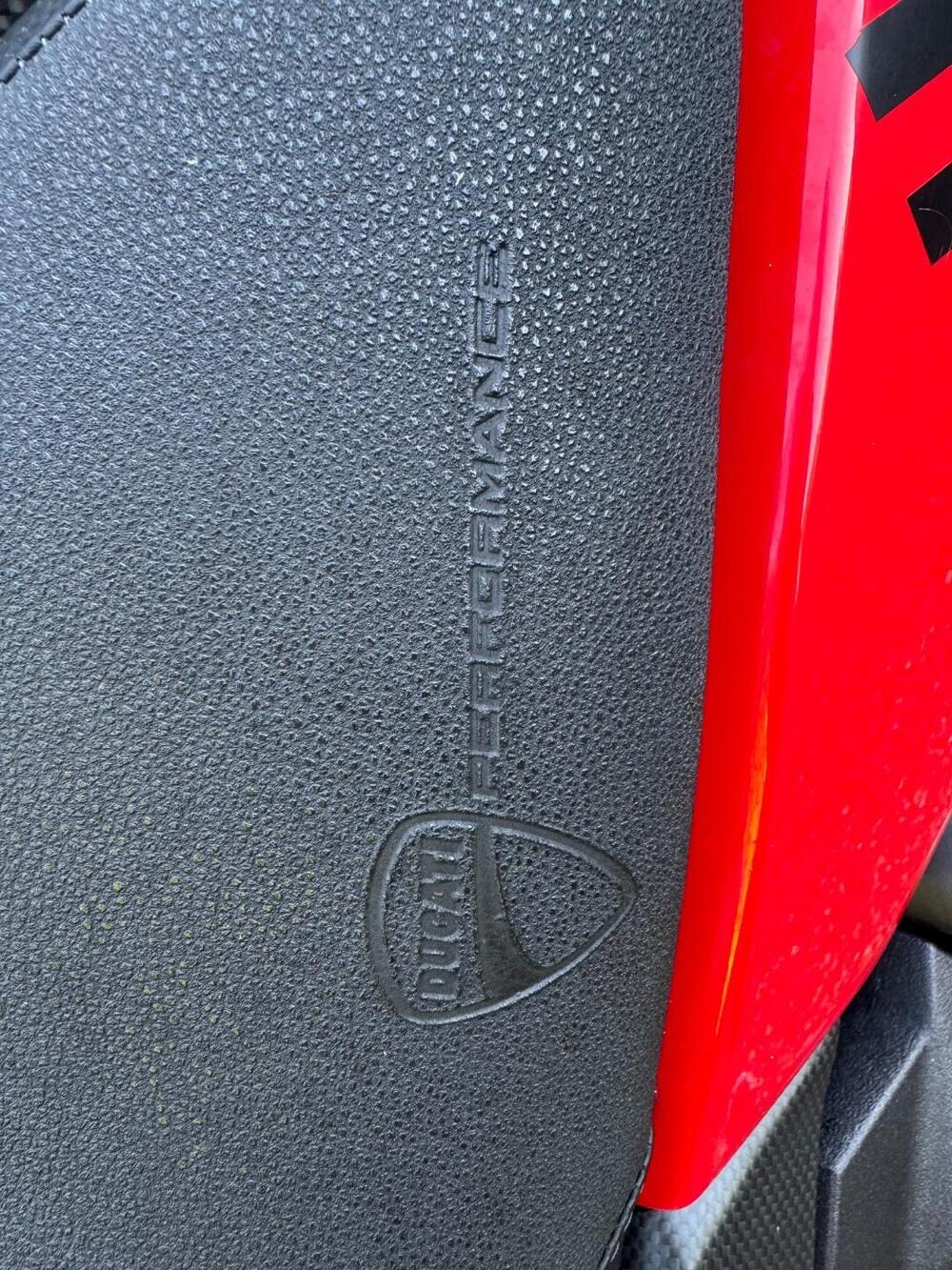 Ducati Multistrada 1200 S Touring (2010 - 12) (12)