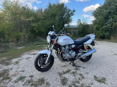 Yamaha XJR 1300 (2002 - 06) usata