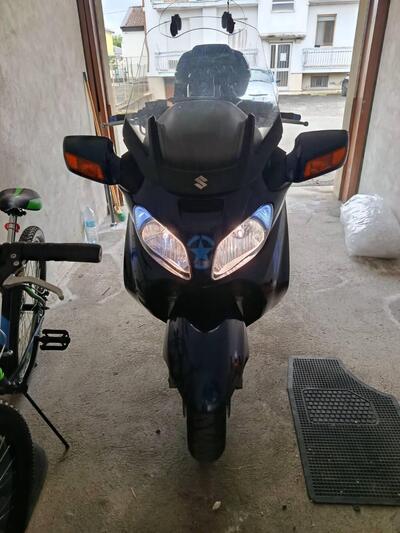 Suzuki Burgman AN 650 (2002 - 03) usata