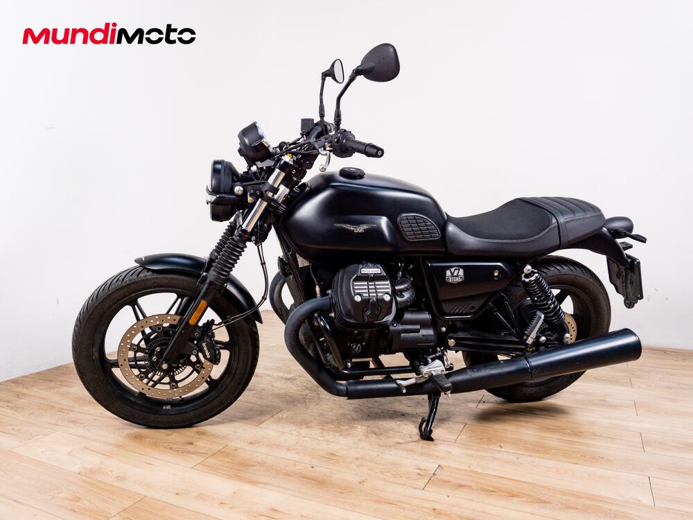 Moto Guzzi V7 III Stone (2017 - 20) (8)