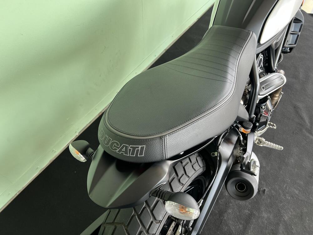 Ducati Scrambler 800 Icon Dark (2020) (13)