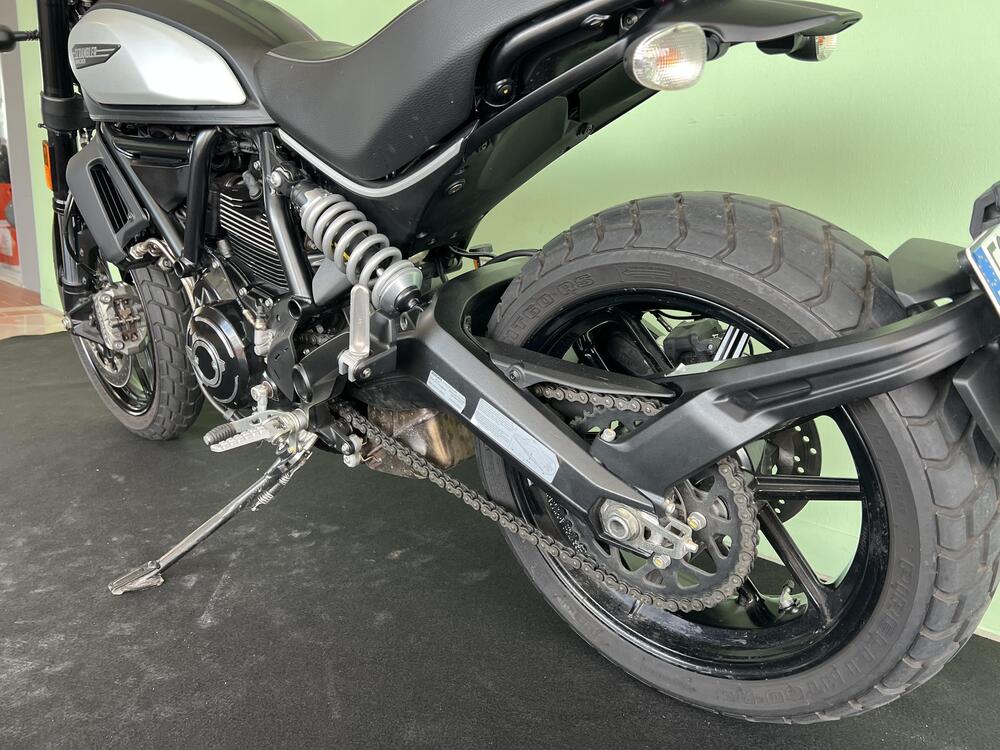 Ducati Scrambler 800 Icon Dark (2020) (16)