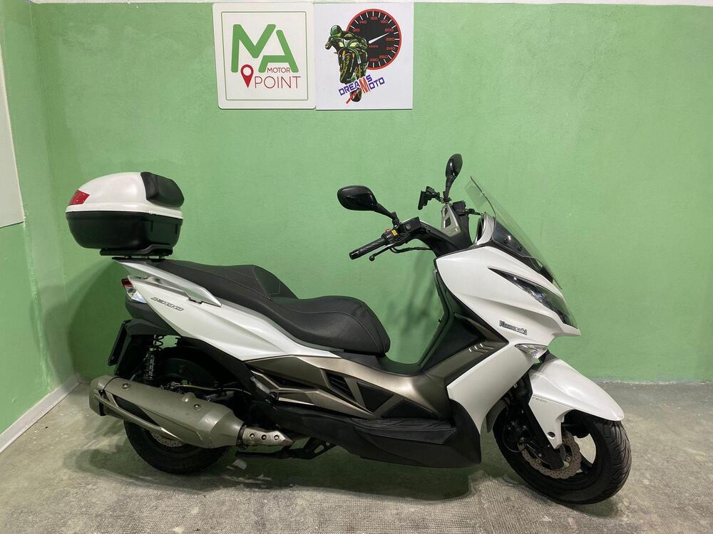 Kawasaki J 300 (2014)