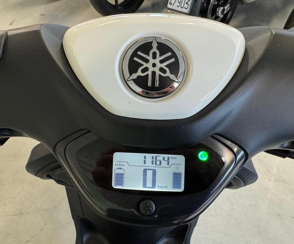 Yamaha Neo's L1e Dual Battery (2023 - 26) (11)