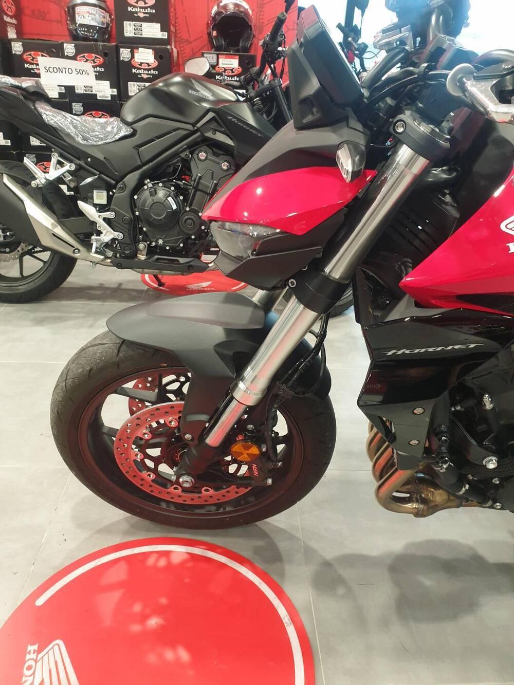 Honda CB 1000 Hornet (2025 - 26) (5)